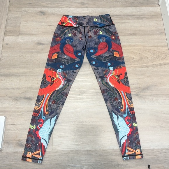 Yoga Peacock off brand Amazon stretch Diiso Bird Leggings M women’s art wearable - Picture 12 of 13